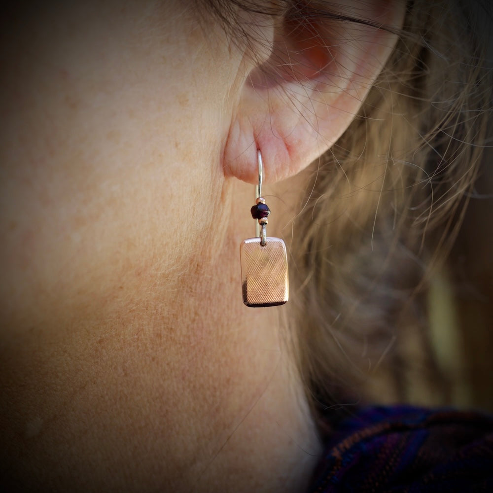 Florentine-Engraved Garnet Drop Earrings